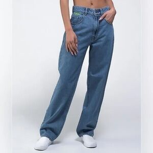 Empyre Tori Relaxed Fit Blue Jeans in Billie Wash Wide Leg High Waisted Skater